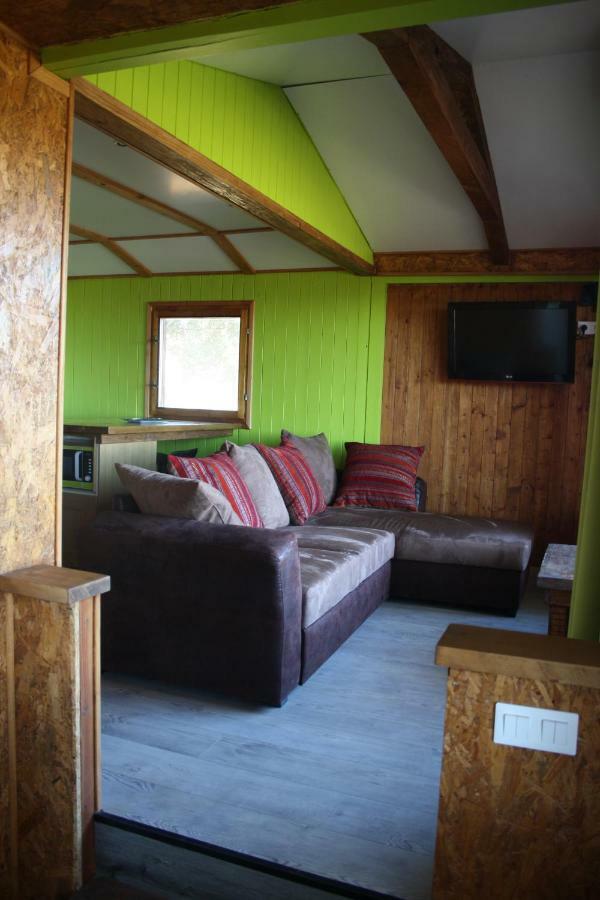 Les Chalets En Cevennes Saint-Christol-lès-Alès Εξωτερικό φωτογραφία